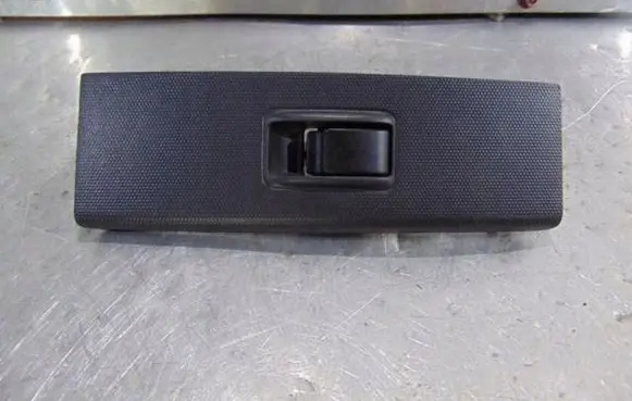 Toyota Corolla Verso E121 Electric window control switch