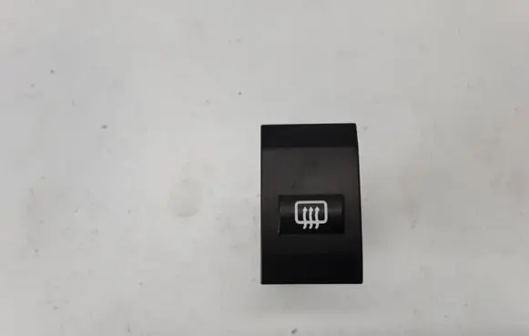 KIA Sorento Windscreen/window heater switch