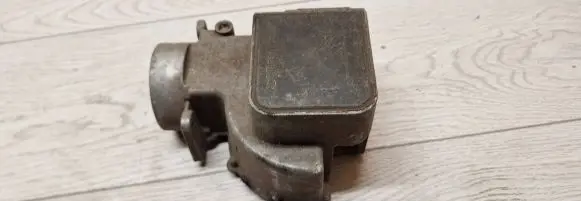 Mazda 626 Mass air flow meter 1971002630