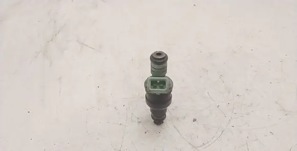 BMW 5 E39 Fuel injector 0280150415
