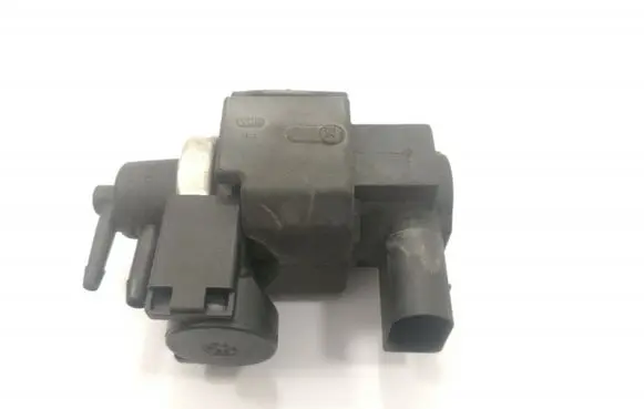 Audi A6 S6 C6 4F Turbo solenoid valve 059906628A