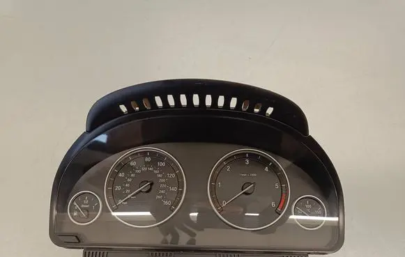 BMW X5 F15 Speedometer (instrument cluster) 19153310 9339896 2633708