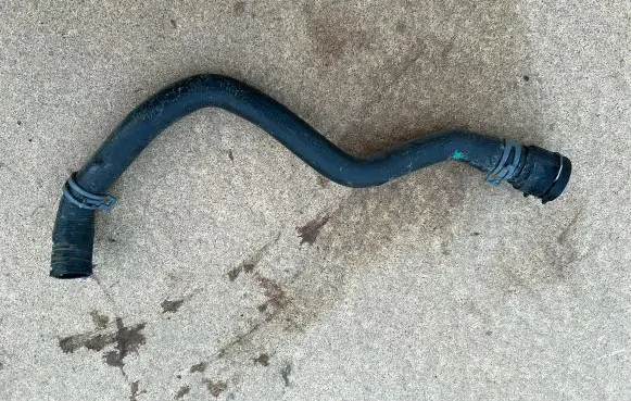 Volkswagen Golf VII Engine coolant pipe/hose 5q0122157cp
