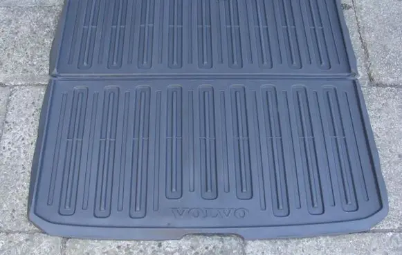 Volvo XC70 Rubber trunk/boot mat liner 