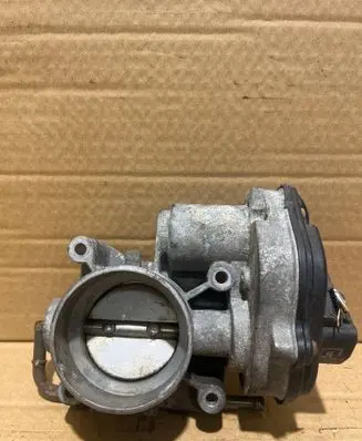 Ford C-MAX I Throttle body valve VP4M509E927A