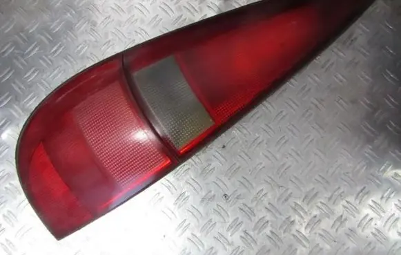 Renault Laguna I Rear/tail lights