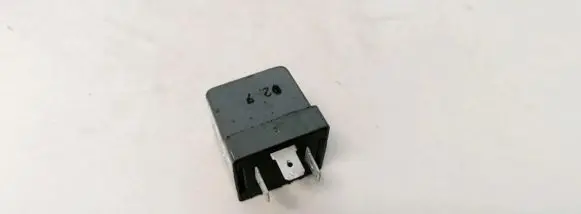 Peugeot 406 Other relay 2042103 A73385