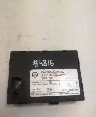 Mercedes-Benz E W211 Gateway control module A2114452500