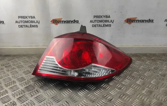 Chevrolet Cruze Rear/tail lights E1313196