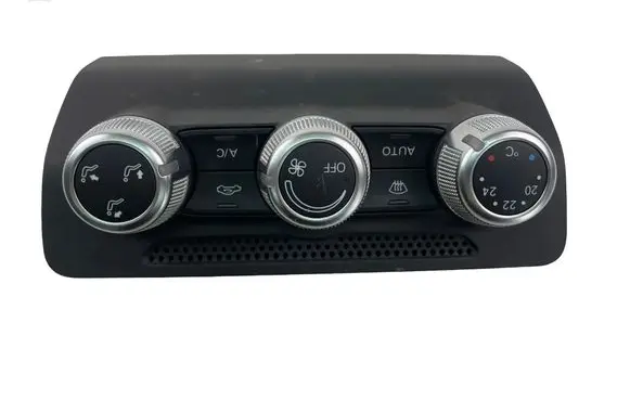 Audi A1 Interior fan control switch 8X0820043C
