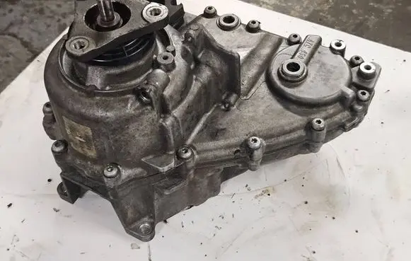 BMW X5 E70 Gearbox transfer box case 7610587 M0002690234 ATC450