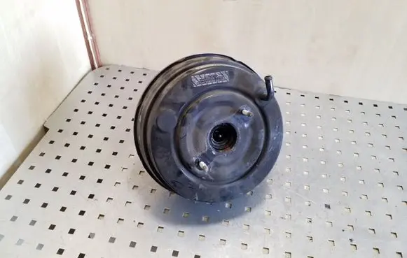Subaru Legacy Brake booster G215T