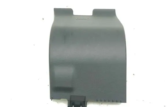 Dashboard lower bottom trim panel
