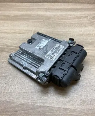 Audi A4 S4 B7 8E 8H Engine control unit/module ECU 03G906016FE 0281012127
