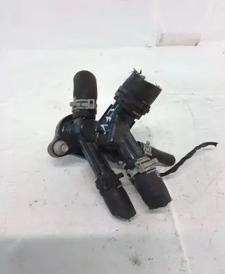 Opel Insignia B Thermostat housing 