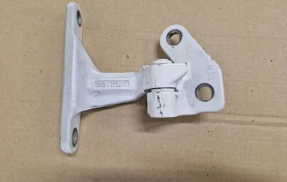Mercedes-Benz Sprinter W907 W910 Front door upper hinge H910B1