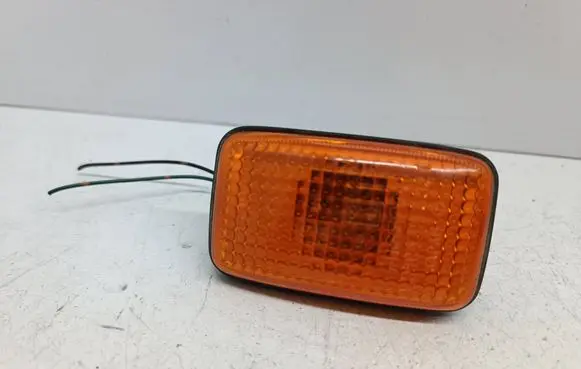 Nissan X-Trail T30 Front fender indicator light 013192 6R019525 5320