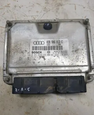 Audi A3 S3 8L Engine control unit/module 038906012C