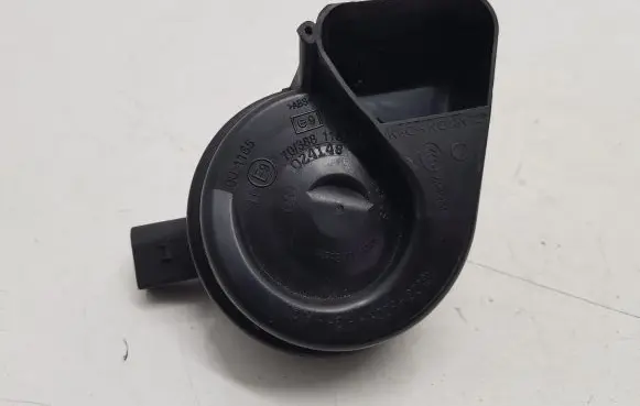 Audi A5 8T 8F Horn signal 8T0951223