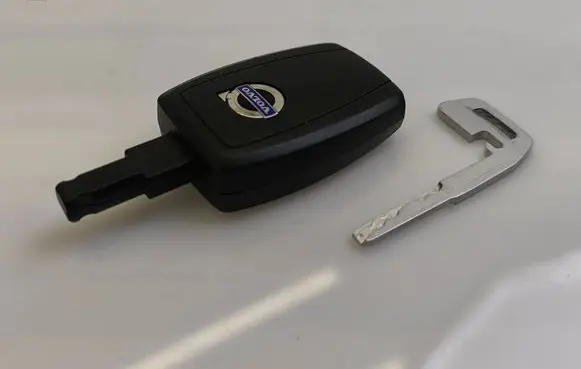 Volvo V50 Ignition key/card 5WK49259 8C23