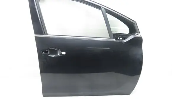 Peugeot 208 I Front door 