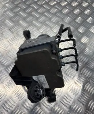 BMW X5 F15 ABS Pump 6870183 6870184