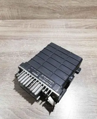 Mercedes-Benz 190 W201 Engine control unit/module ECU 0065450032 0280800220