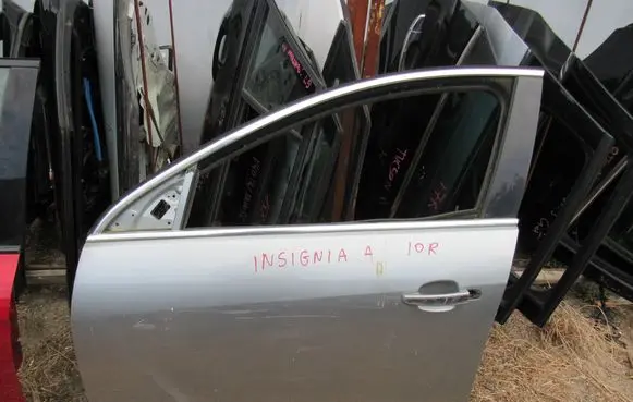 Opel Insignia A Front door