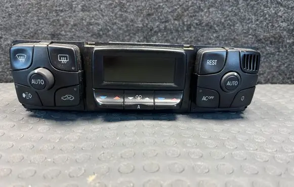 Mercedes-Benz S W220 Climate control unit 2208300985