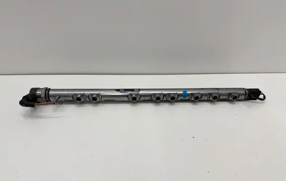 BMW 5 F10 F11 Fuel main line pipe 0445216036 7805423