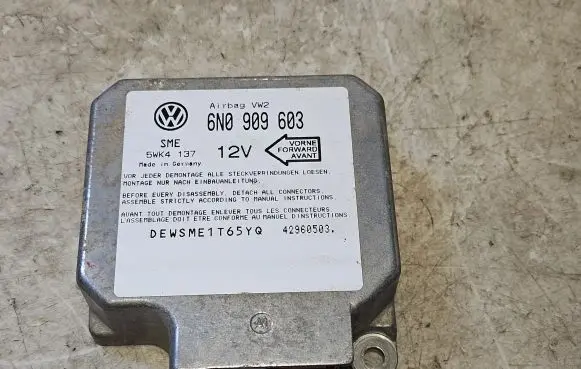 Volkswagen Transporter - Caravelle T4 Airbag control unit/module 6N0909603