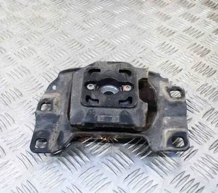 Ford Focus Gearbox mount AV617M121FB 322A68A