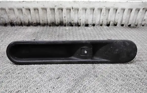 Renault Espace - Grand espace IV Electric window control switch 00012127