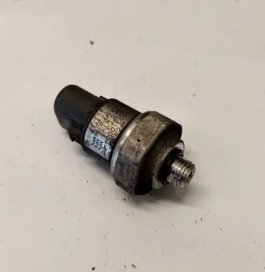 Mazda CX-7 Air conditioning (A/C) pressure sensor L5031000100