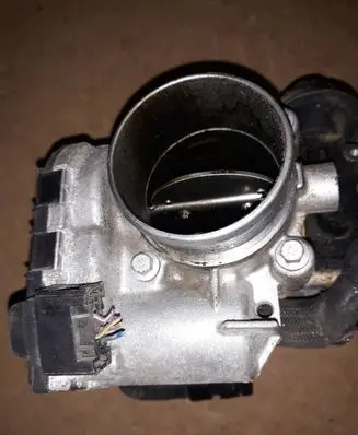 Volvo XC60 Throttle valve 31216665