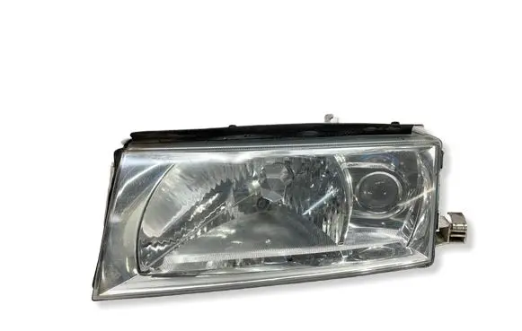 Skoda Octavia Mk1 (1U) Headlight/headlamp YU3X13006 1U2941015C RHD