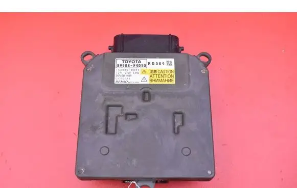 Toyota C-HR I Voltage converter/converter module 89908F4010