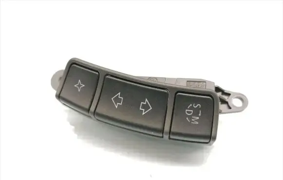Steering wheel buttons/switches