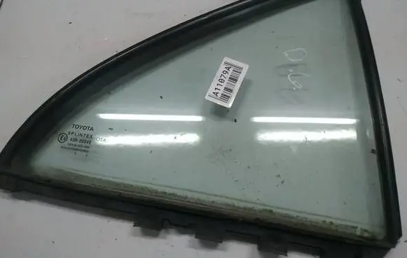 Toyota Avensis T250 Rear vent window glass as2