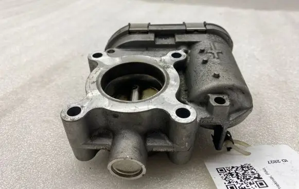 Nissan X-Trail T32 Throttle valve A2821410200