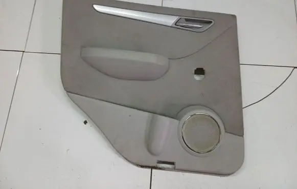 Mercedes-Benz B W245 Rear door card panel trim T245335006