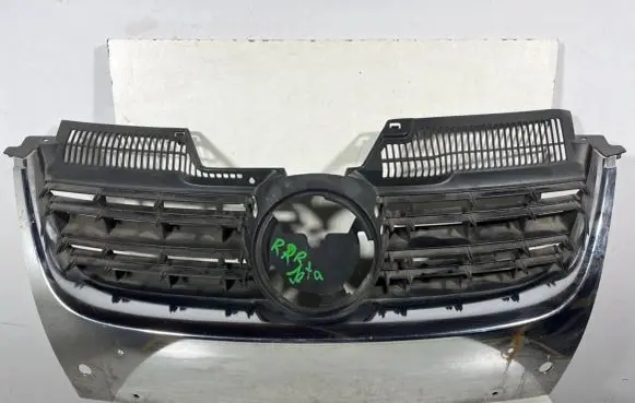 Volkswagen Jetta V Front bumper upper radiator grill 1K5853651