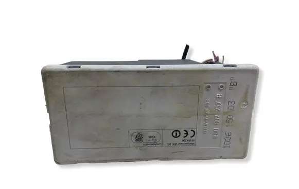 Audi A3 S3 8L Central locking vacuum pump 8D0862257B