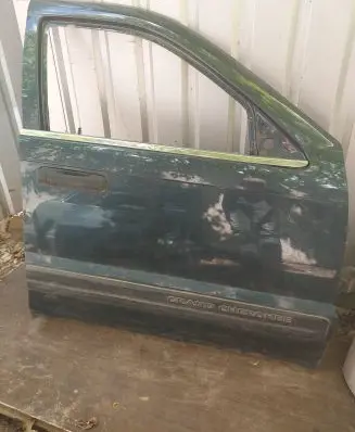 Jeep Grand Cherokee (WK) Front door