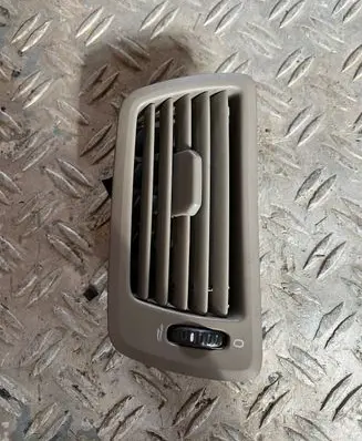 Volvo XC70 Dash center air vent grill 34093751 1264
