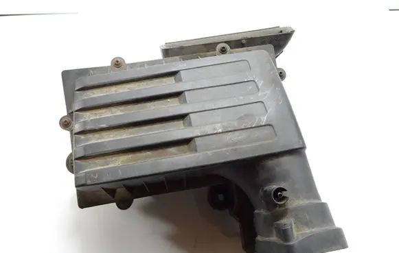 Skoda Superb B8 (3V) Air filter box 5Q0129607AA 5Q0129601AC