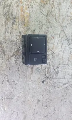Nissan X-Trail T30 Wing mirror switch