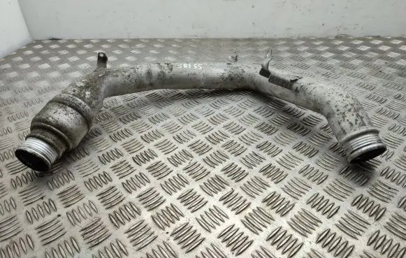 Volvo XC60 Intercooler hose/pipe 31319820