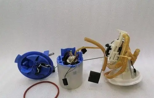 Mercedes-Benz C W204 In-tank fuel pump A2044701094