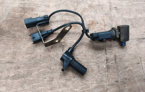 Jeep Cherokee Crankshaft position sensor 0281002434
